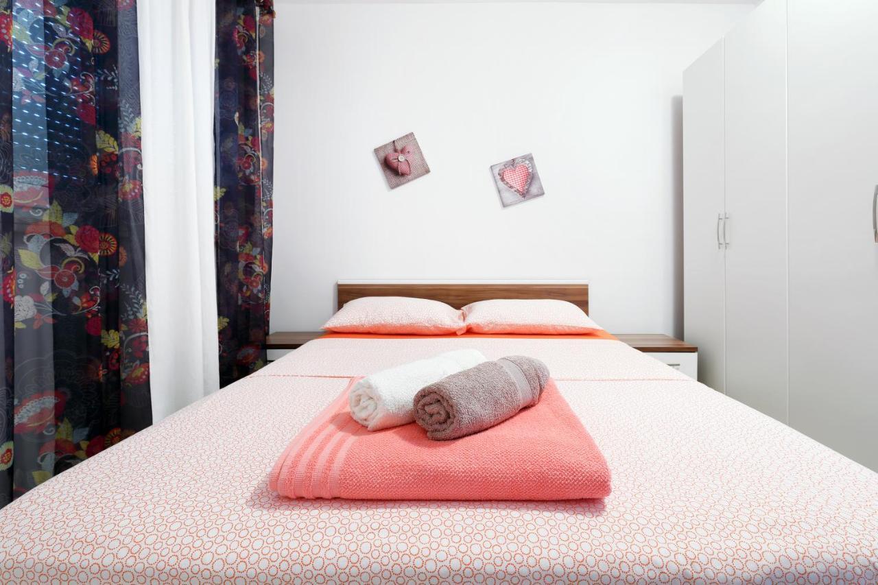 Apartman Don Pag Town Zewnętrze zdjęcie